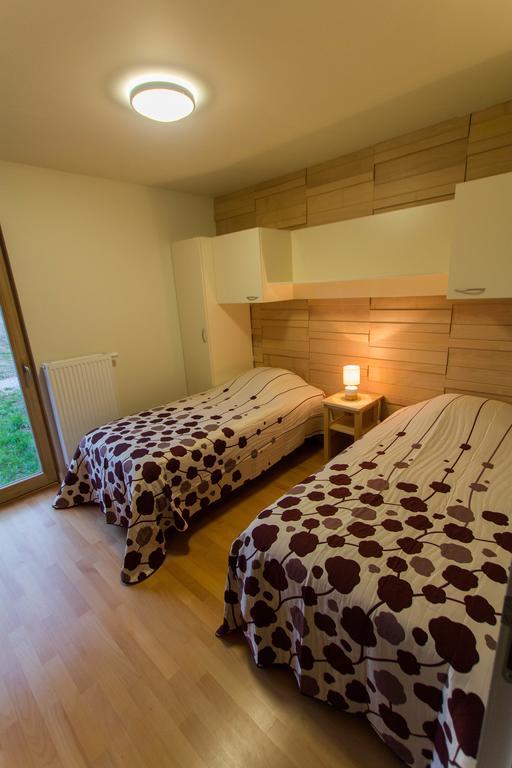 Les Woodies Xertigny Buitenkant foto